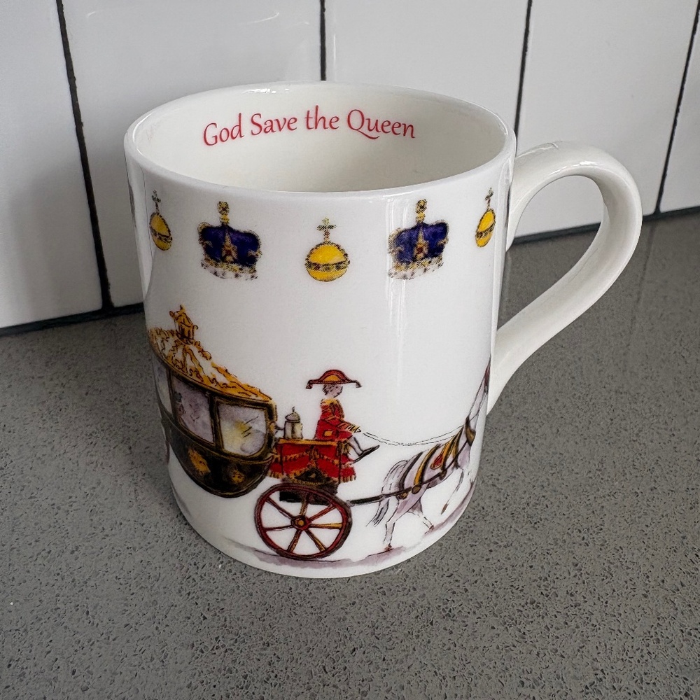 Milly Green “God Save the Queen” tea cup